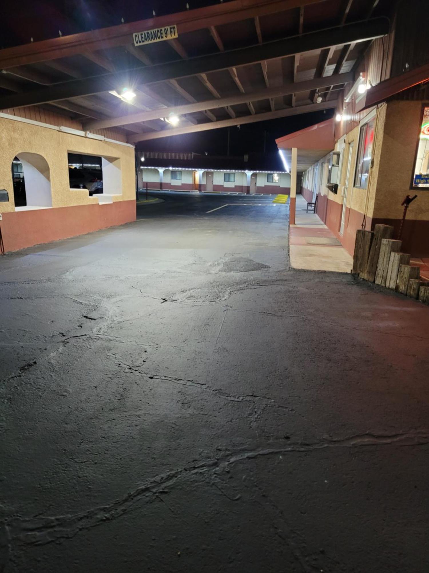 桑兹汽车旅馆 Portales 外观 照片
